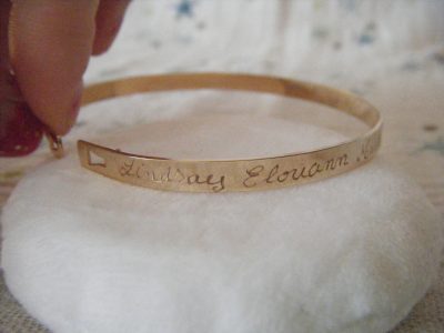 Leur prénom gravé sur mon Bracelet de chez Isabelle B.